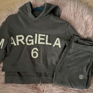 (MM6) Maison Margiela Sweat Suit Kids Size 6